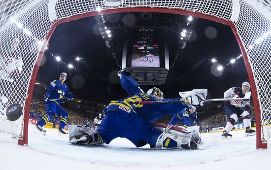 2017 IIHF World Championship. USA vs. Sweden