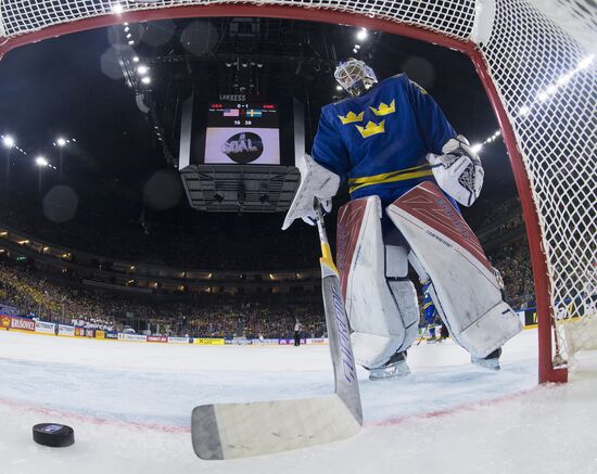 2017 IIHF World Championship. USA vs. Sweden