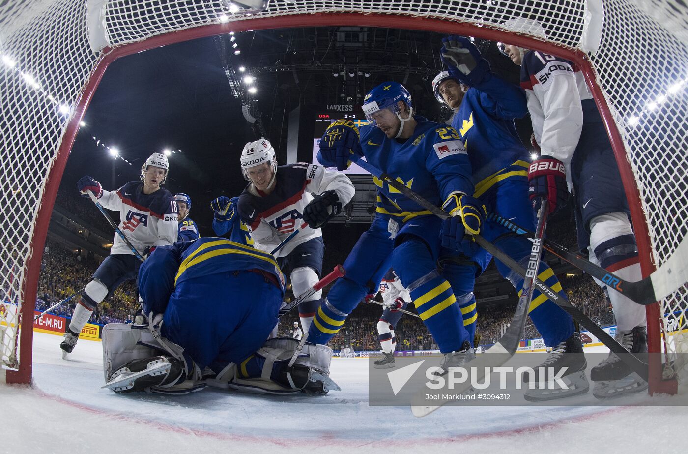 2017 IIHF World Championship. USA vs. Sweden
