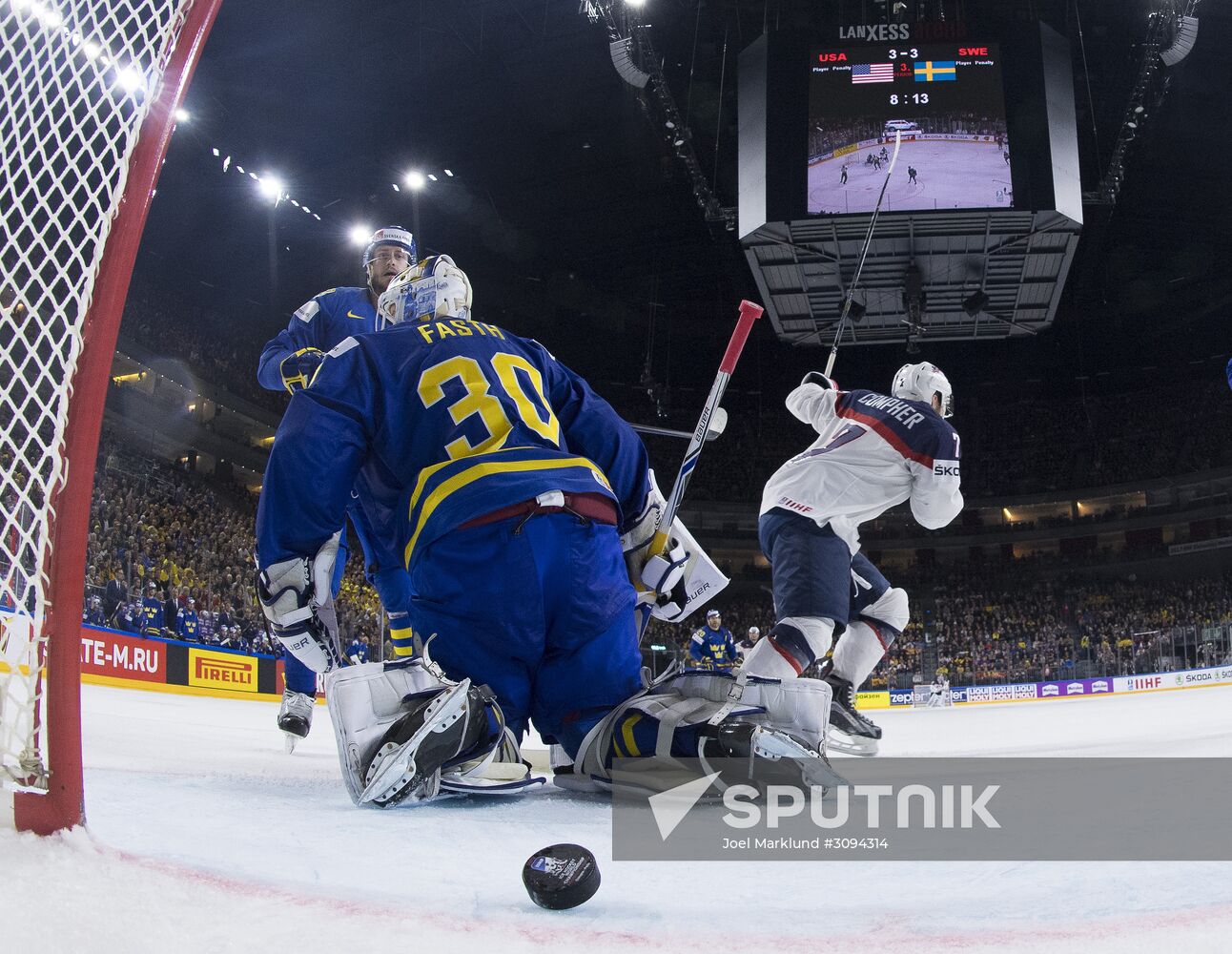 2017 IIHF World Championship. USA vs. Sweden