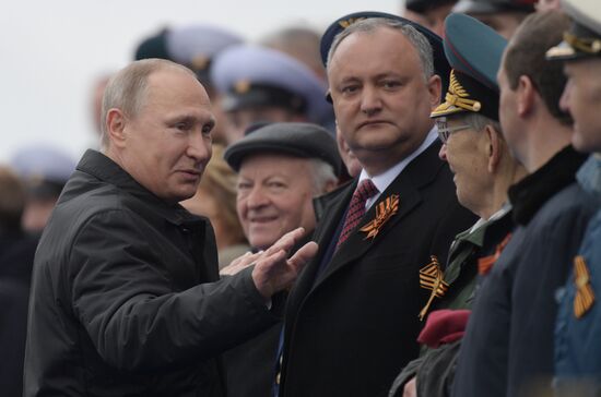 President Putin, Prime Minister Medvedev attend military parade on 72nd anniversary of victory in Great Patriotic War