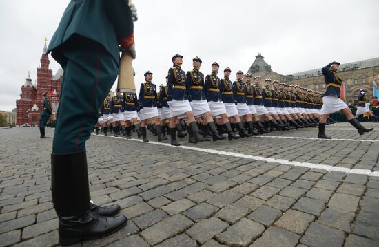 Military parade marks 72nd anniversary of Victory in 1941-1945 Great Patriotic War