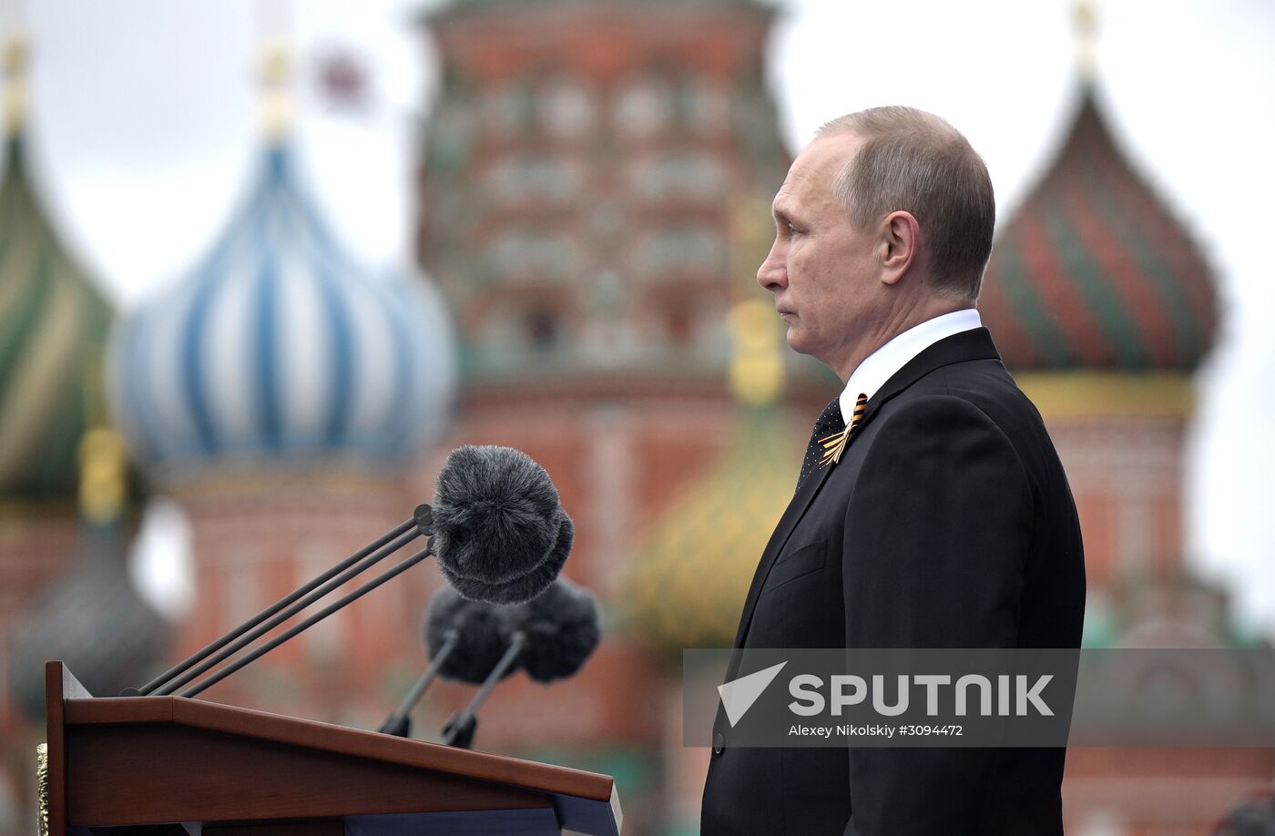 President Putin, Prime Minister Medvedev attend military parade on 72nd anniversary of victory in Great Patriotic War