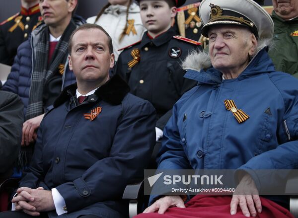 President Putin, Prime Minister Medvedev attend military parade on 72nd anniversary of victory in Great Patriotic War