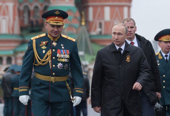 President Putin, Prime Minister Medvedev attend military parade on 72nd anniversary of victory in Great Patriotic War