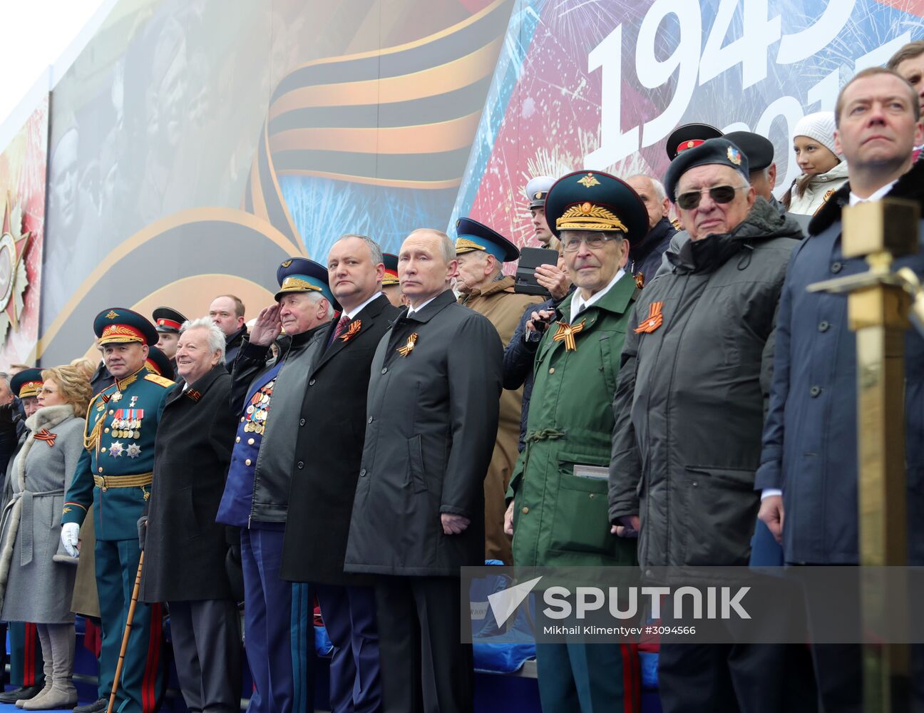 President Putin, Prime Minister Medvedev attend military parade on 72nd anniversary of victory in Great Patriotic War