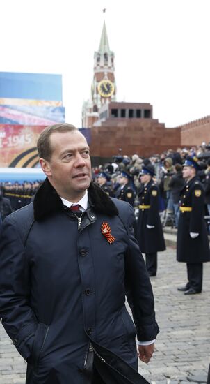 President Putin, Prime Minister Medvedev attend military parade on 72nd anniversary of victory in Great Patriotic War