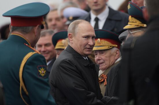 President Putin, Prime Minister Medvedev attend military parade on 72nd anniversary of victory in Great Patriotic War
