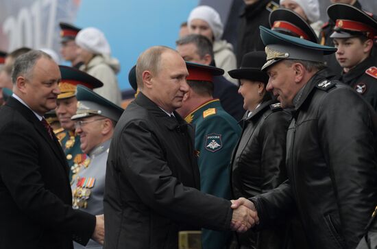 President Putin, Prime Minister Medvedev attend military parade on 72nd anniversary of victory in Great Patriotic War