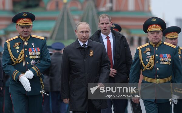 President Putin, Prime Minister Medvedev attend military parade on 72nd anniversary of victory in Great Patriotic War