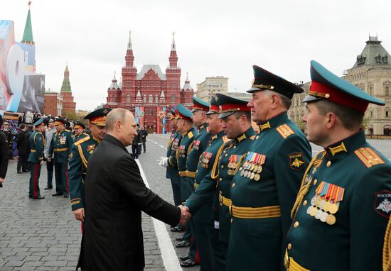 President Putin, Prime Minister Medvedev attend military parade on 72nd anniversary of victory in Great Patriotic War