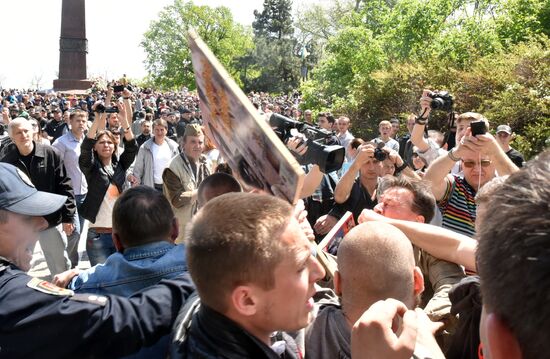 Immortal Regiment march abroad