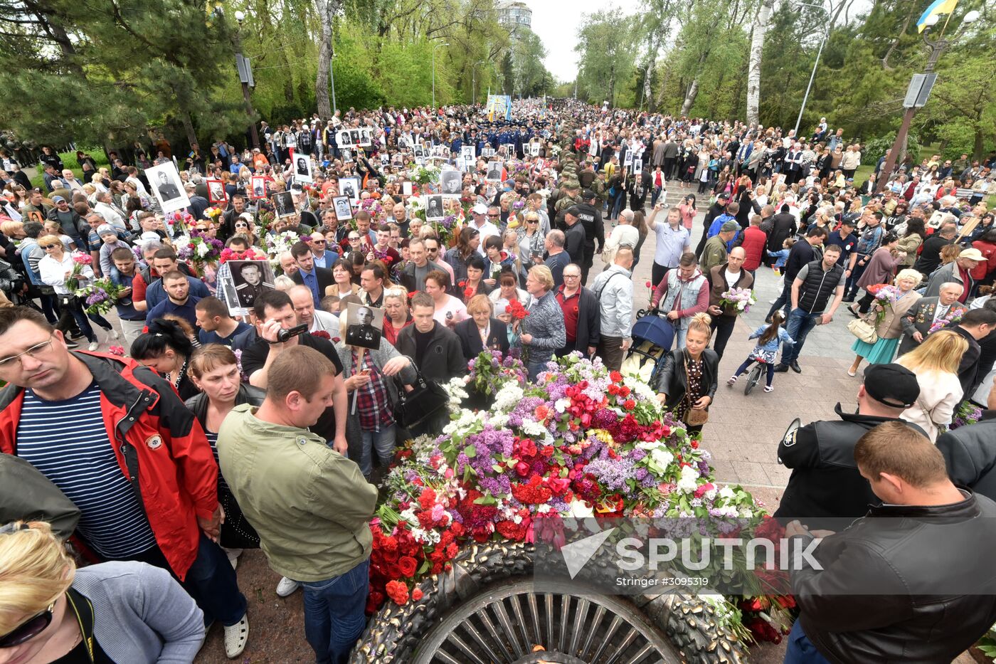 Immortal Regiment march abroad