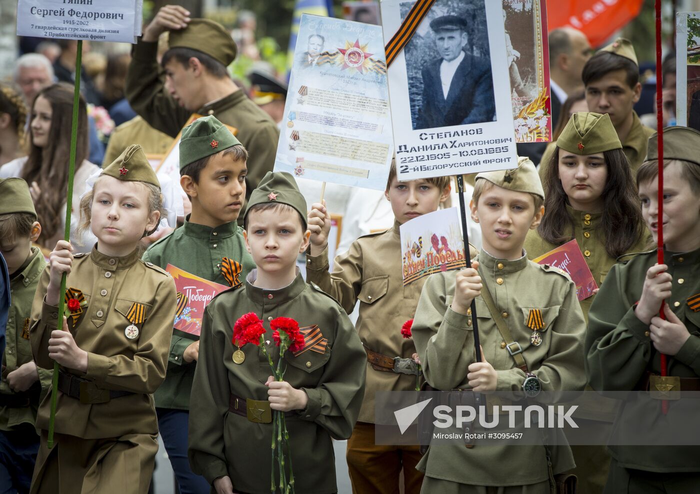 Immortal Regiment march abroad
