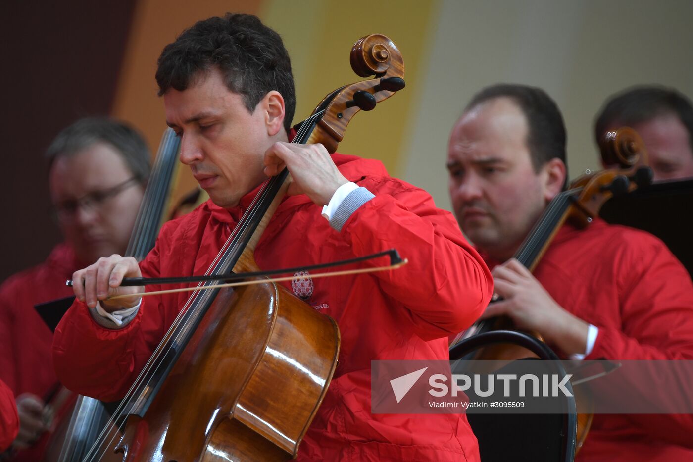 Mariinsky Theater's symphonic orchestra performs on Poklonnaya Hill