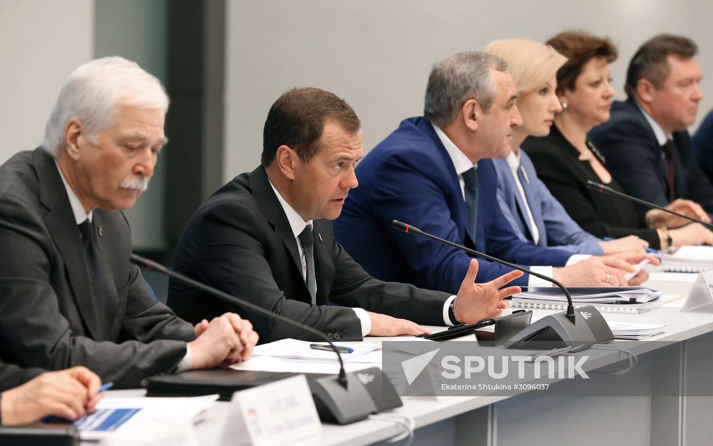 Prime Minister Dmitry Medvedev holds meeting of United Russia party's election campaign commission