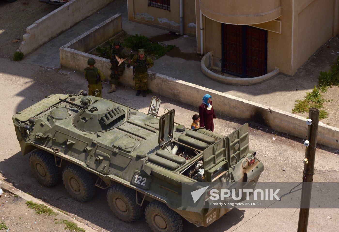 Russian humanitarian aid is distributed at Ras al-Bassit refugee camp