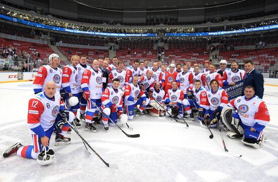 President Vladimir Putin takes part in gala match of Night Hockey League's 6th National Festival