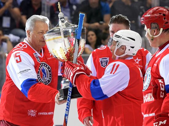 President Vladimir Putin takes part in gala match of Night Hockey League's 6th National Festival