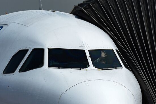 Sichuan Airlines’ first Harbin-Vladivostok flight