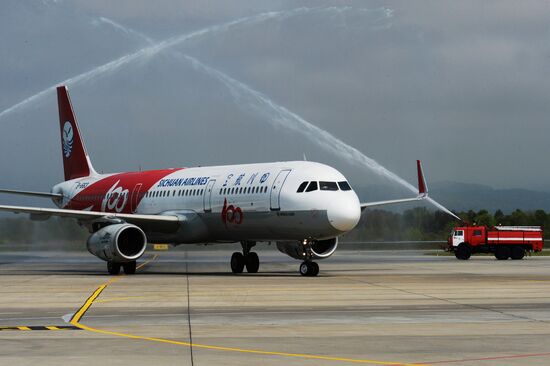 Sichuan Airlines’ first Harbin-Vladivostok flight