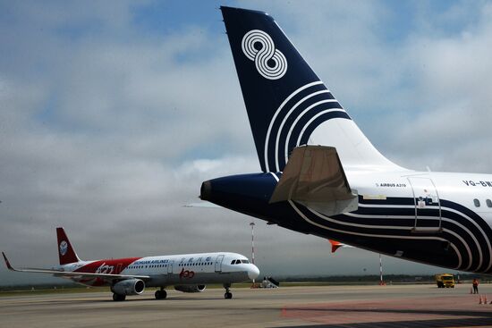 Sichuan Airlines’ first Harbin-Vladivostok flight