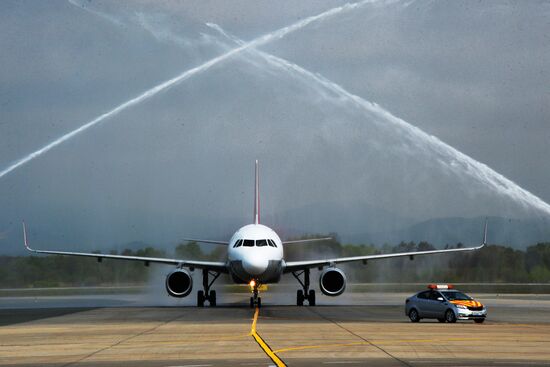 Sichuan Airlines’ first Harbin-Vladivostok flight