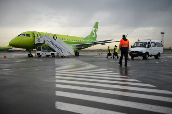 An S7 Airlines Embraer 170-LR aircraft in Novosibirsk