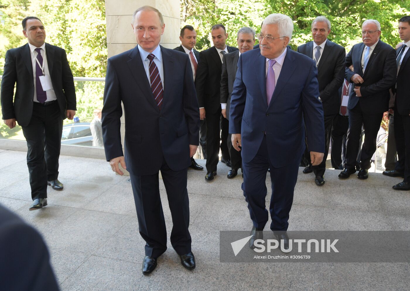 President Putin meets with Palestinian President Mahmoud Abbas