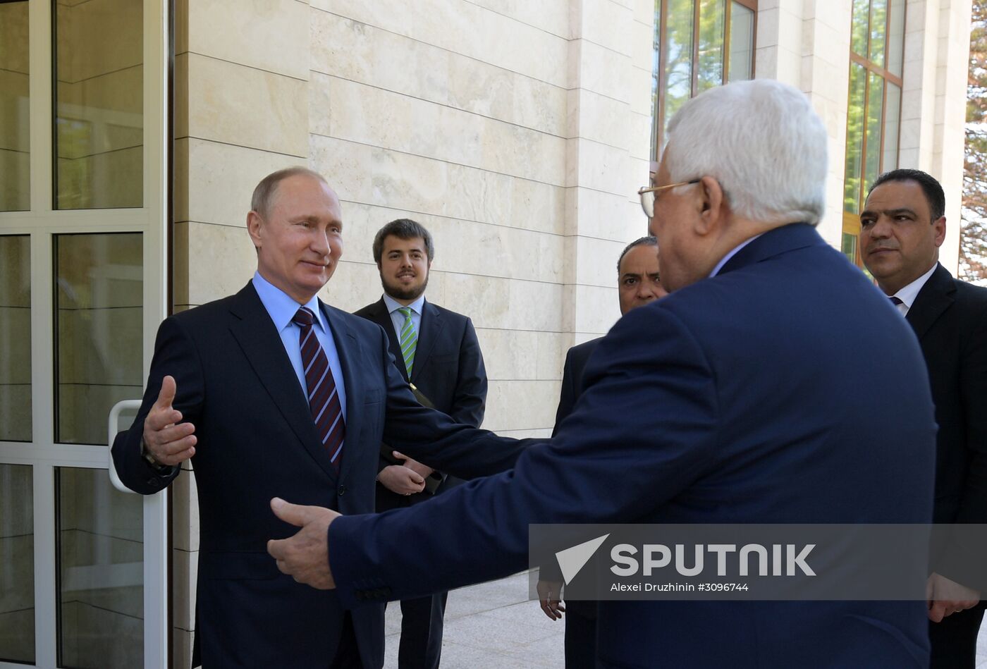 President Putin meets with Palestinian President Mahmoud Abbas