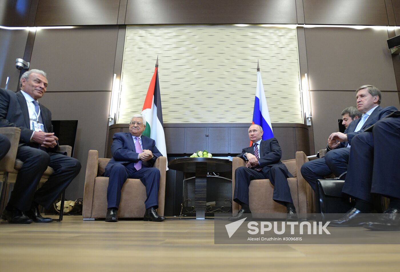 President Putin meets with Palestinian President Mahmoud Abbas