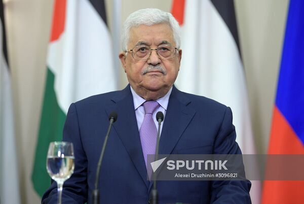 President Putin meets with Palestinian President Mahmoud Abbas