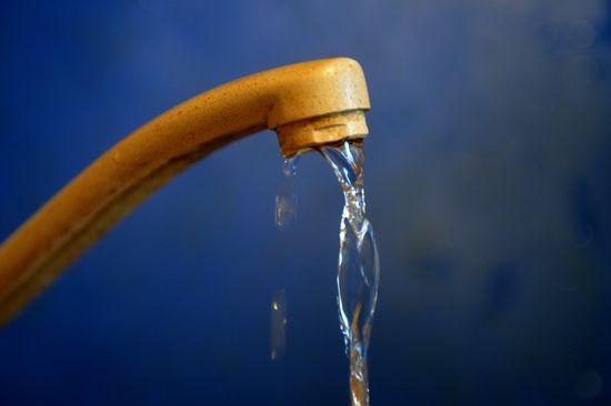 Water tap