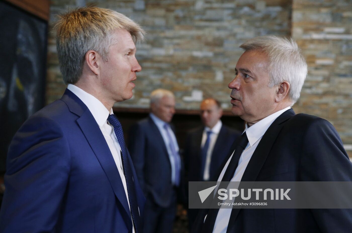 PM Medvedev holds meeting of Board of Trustees of Russian Olympians Foundation