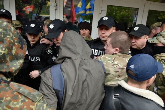 Rally in Kiev for Ukrainian Interior Minister Avakov's resignation