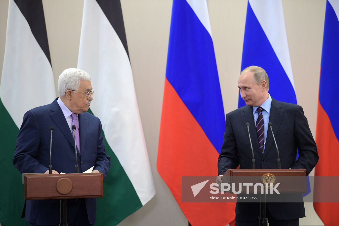 President Putin meets with Palestinian President Mahmoud Abbas