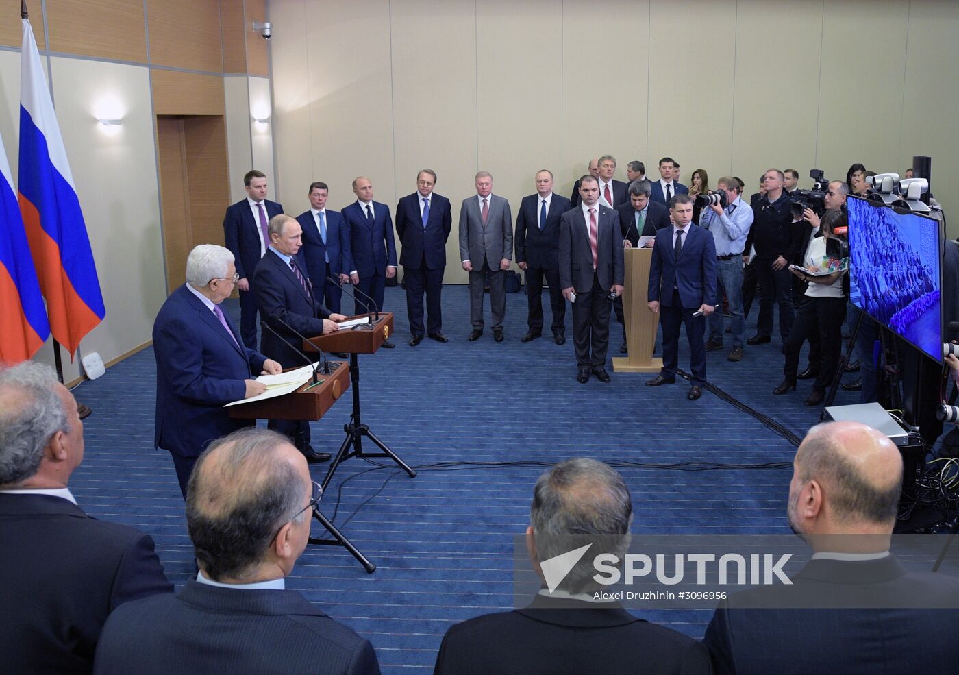 President Putin meets with Palestinian President Mahmoud Abbas