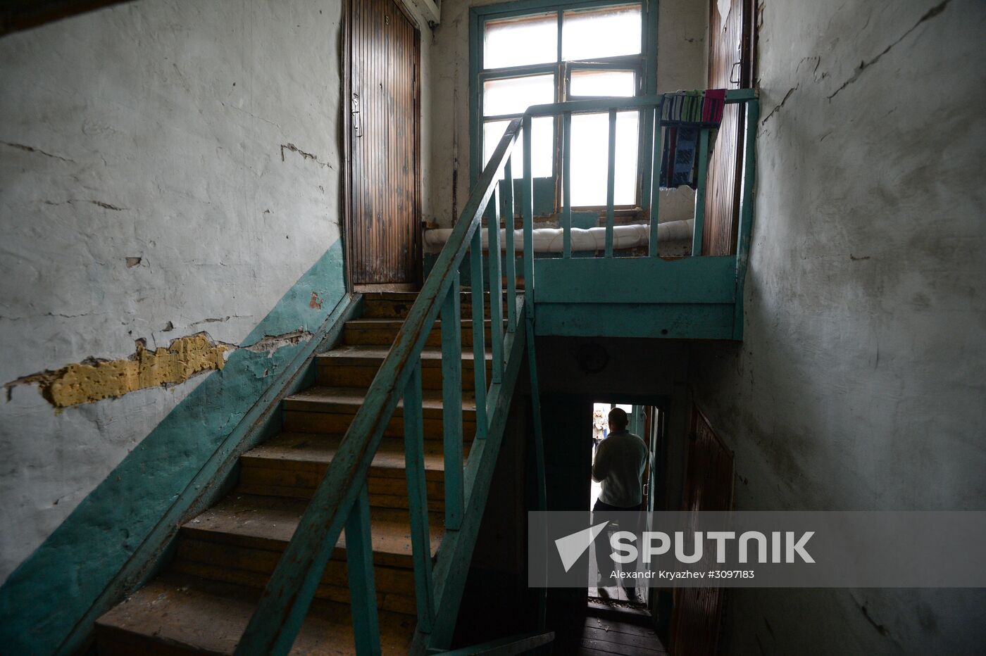 Demolition of dilapidated housing in Novosibirsk