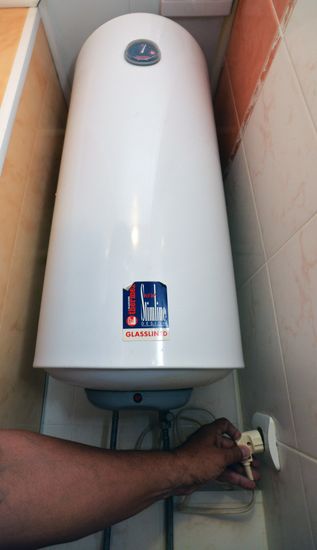 Seasonal hot water shutdown