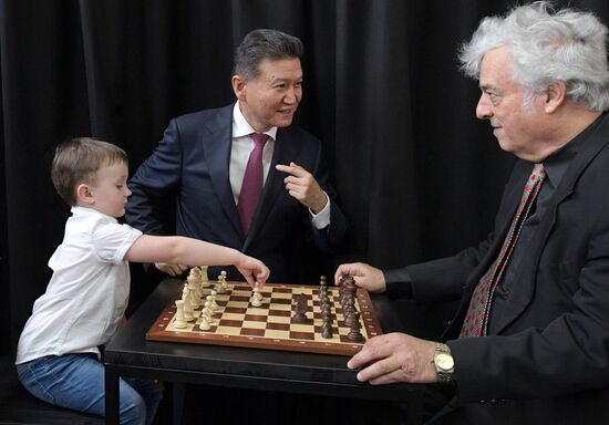 Chess. Moscow Grand Prix. Day one