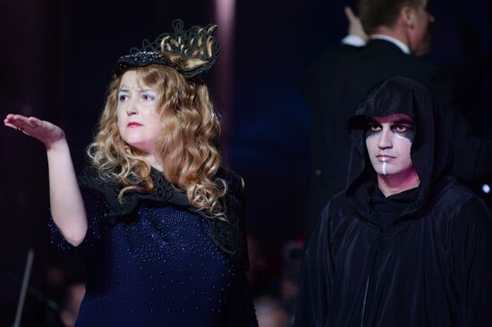 "The Silmarillion: In Memoriam R.J.J. Tolkien" overnightnight opera concert