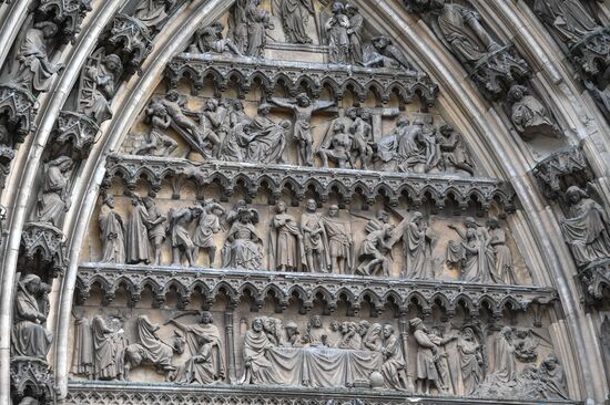 Cities of the world. Cologne