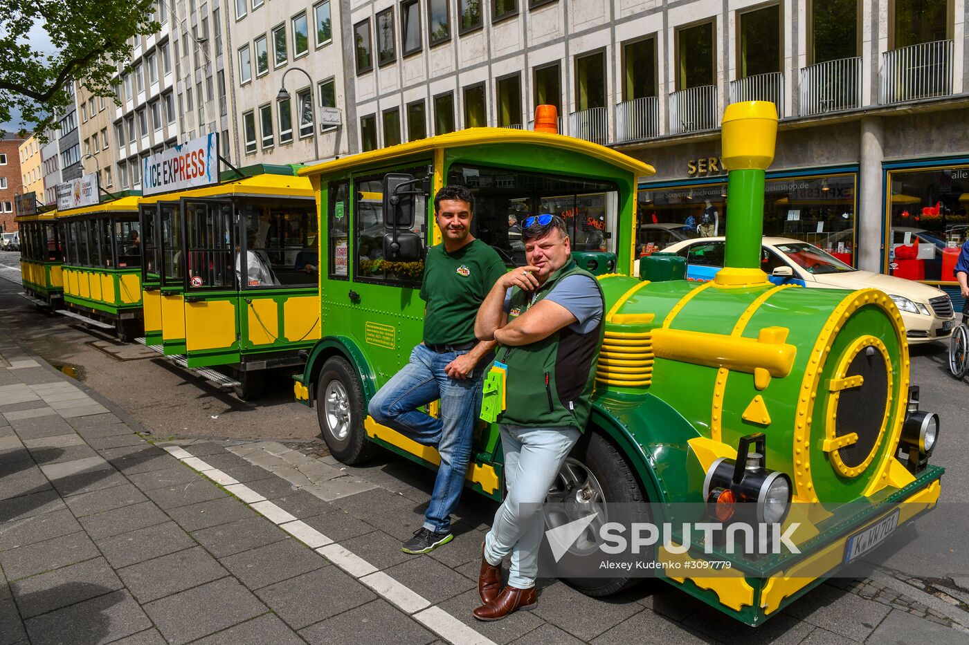 Cities of the world. Cologne