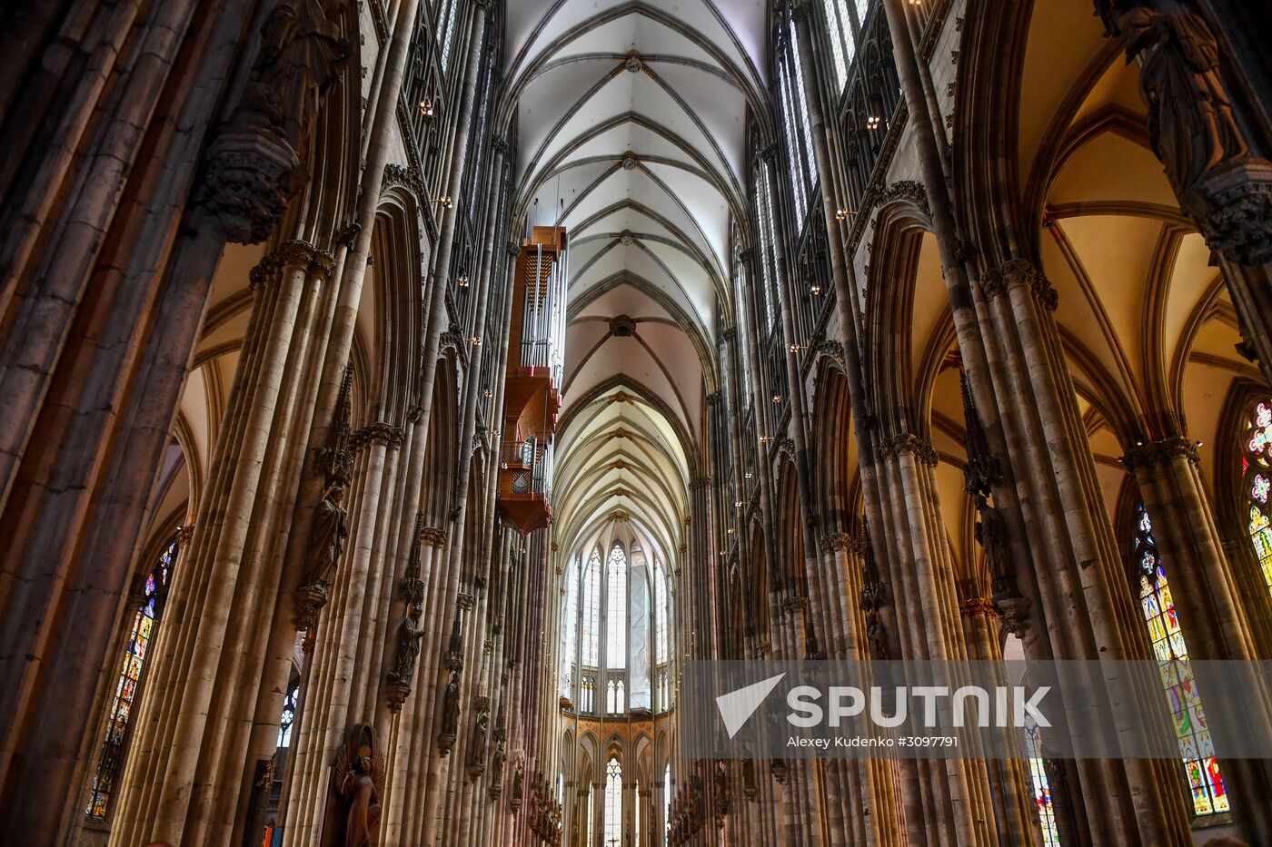 Cities of the world. Cologne