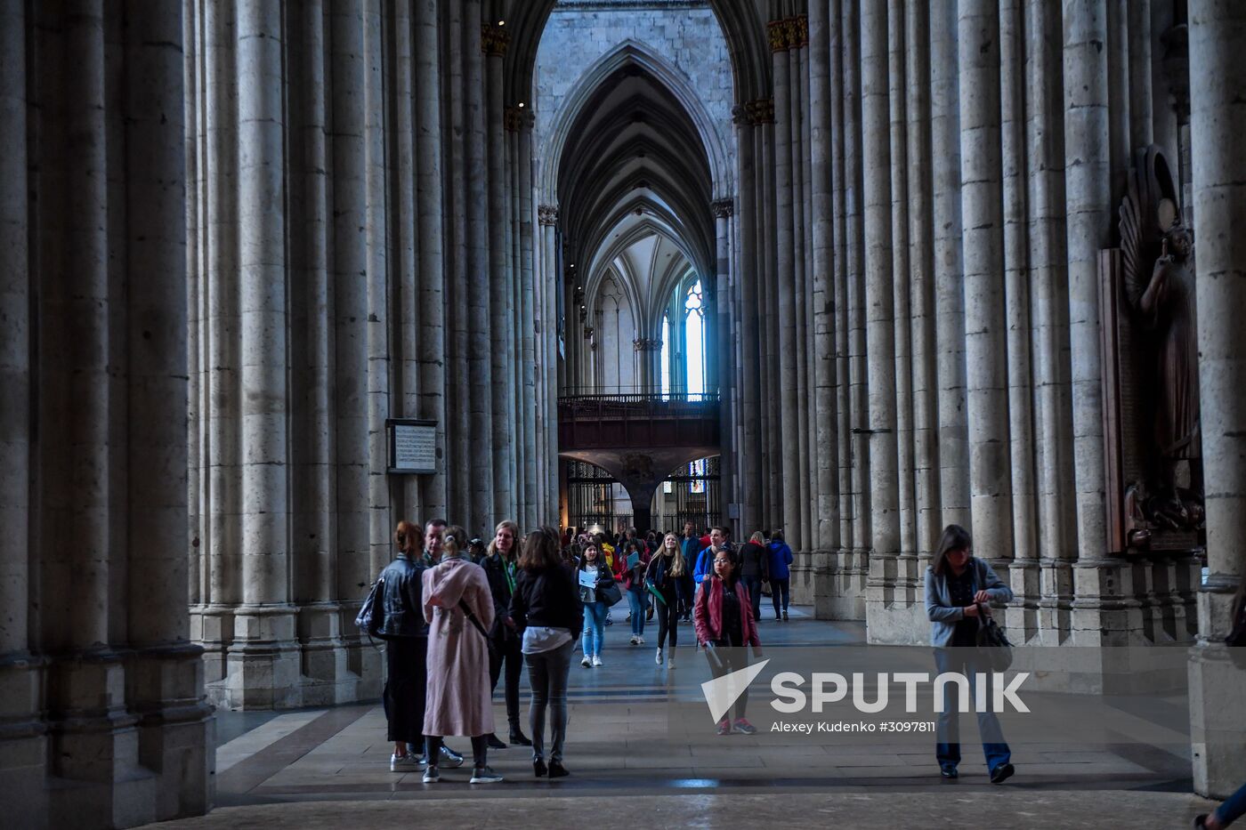 Cities of the world. Cologne