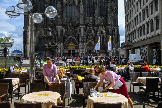 Cities of the world. Cologne