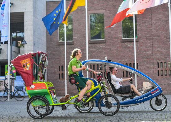 Cities of the world. Cologne