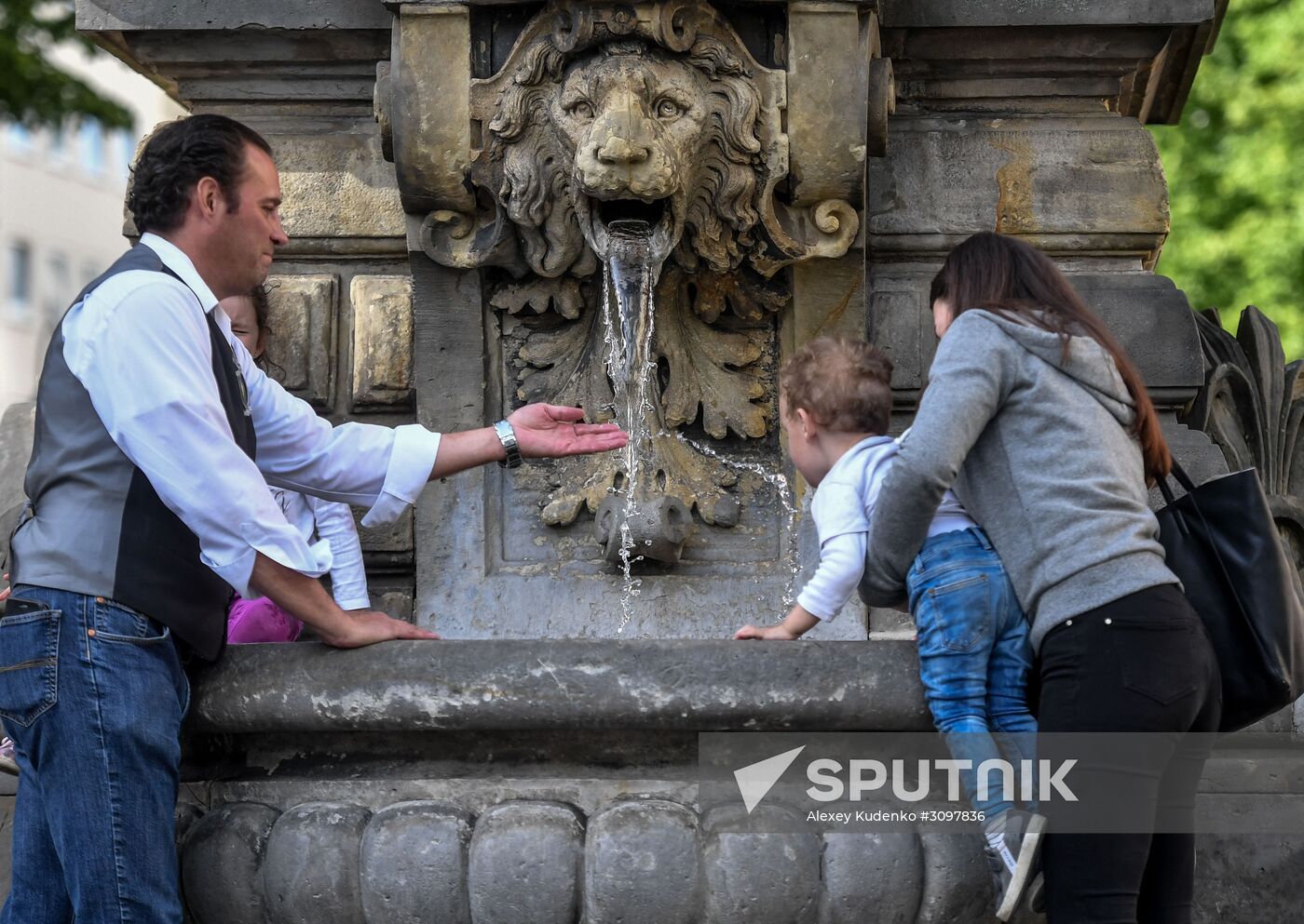 Cities of the world. Cologne