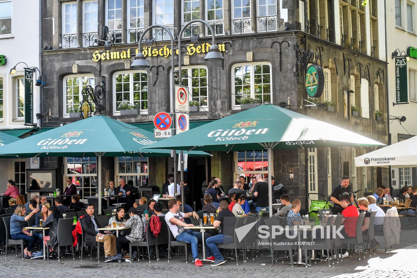 Cities of the world. Cologne
