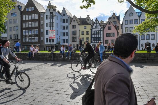 Cities of the world. Cologne